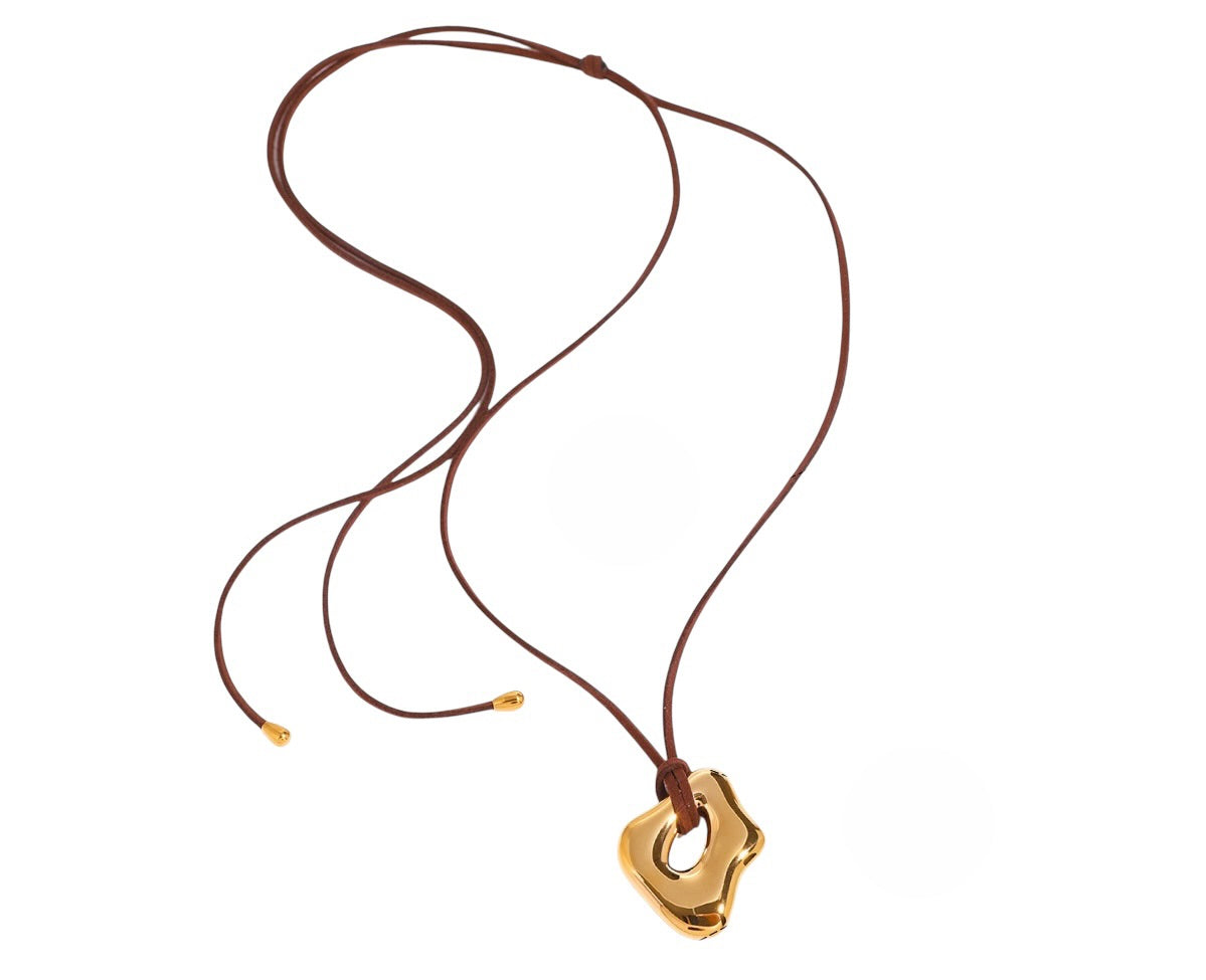 Jada Gold Necklace
