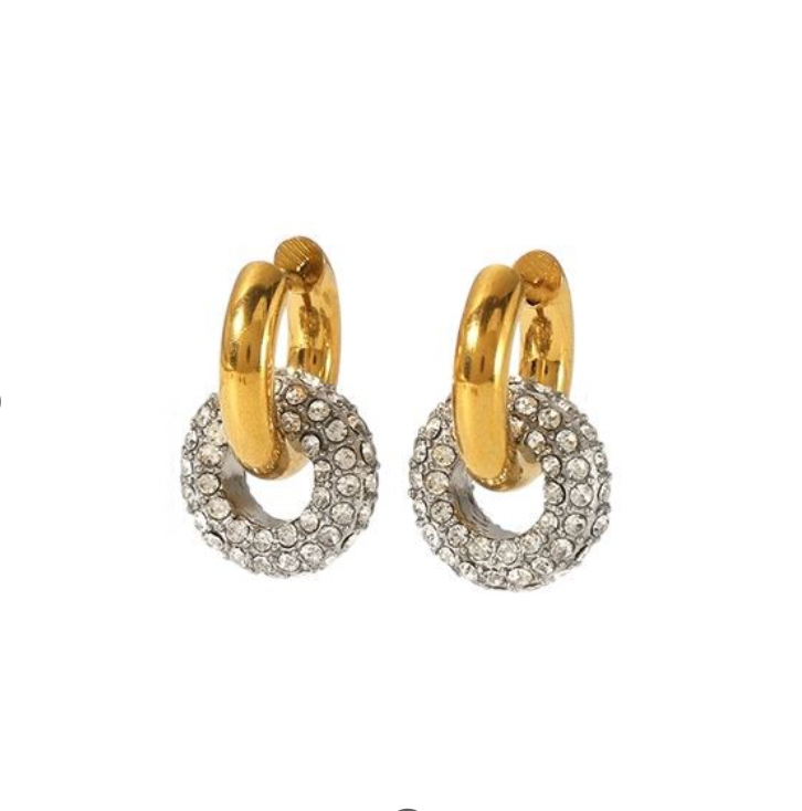 Olivia Hoops